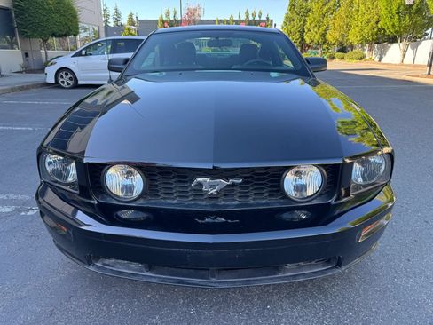 Used 2006 Ford Mustang GT Premium RWD image 3