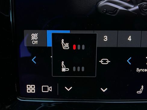 Used 2022 Volvo XC60 B5 Inscription w/ Advanced Package image 31