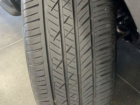 Used 2021 Honda Pilot Touring image 30