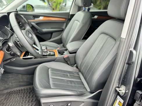 Certified 2023 Audi Q5 2.0T Premium w/ Convenience Package AWD/4WD image 23