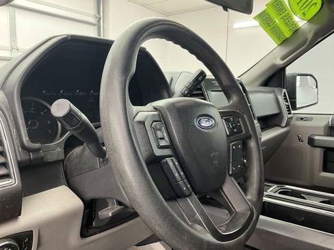 Used 2019 Ford F150 XLT w/ Trailer Tow Package image 14