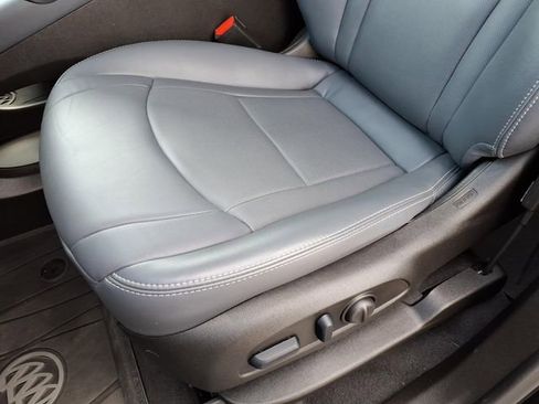 Used 2024 Buick Enclave Essence w/ Sport Touring Edition FWD image 18