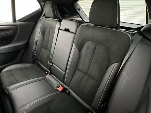 Used 2021 Volvo XC40 T5 R-Design w/ Advanced Package image 24