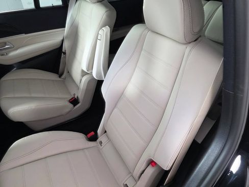 New 2026 Mercedes-Benz GLS 580 4MATIC image 13
