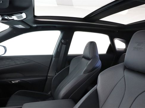 Used 2024 Lexus RX 500h F Sport image 24