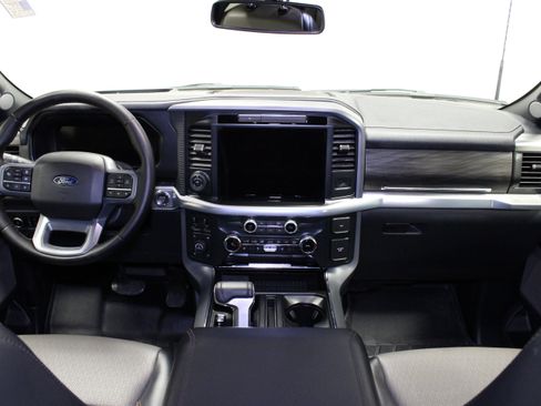 Used 2025 Ford F150 Lariat w/ Equipment Group 502A High AWD/4WD image 30