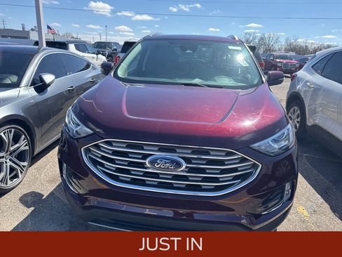 Used 2020 Ford Edge SEL w/ Convenience Package image 4