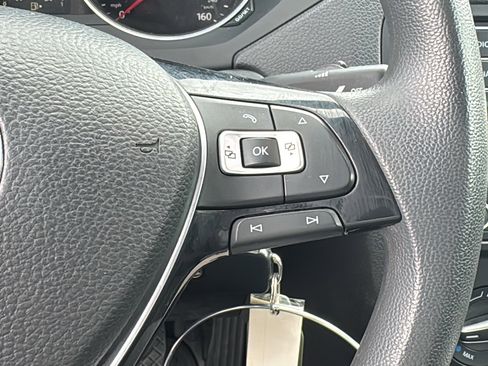 Used 2017 Volkswagen Jetta S FWD image 23