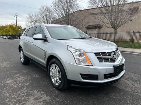 Used 2011 Cadillac SRX Luxury image 7