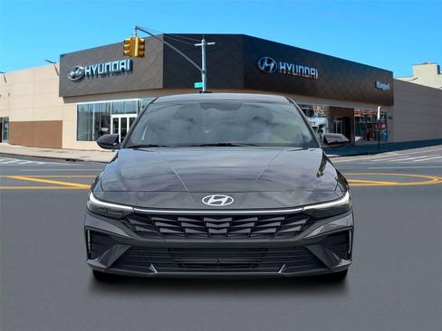 New 2026 Hyundai Elantra Sport FWD image 12
