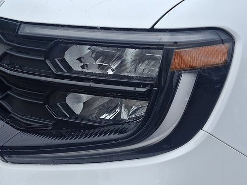 Used 2025 Ford Expedition Max Active AWD/4WD image 10