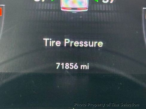 Used 2019 Dodge Challenger R/T w/ Driver Convenience Group image 24