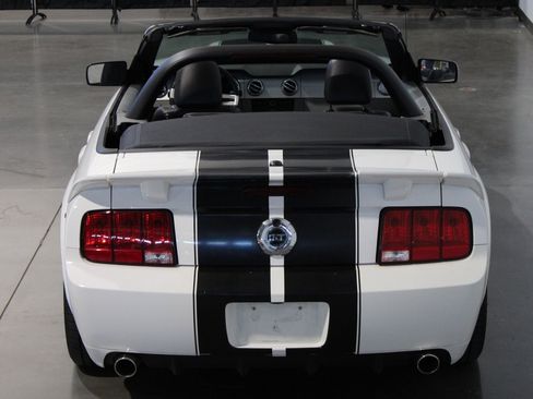 Used 2007 Ford Mustang GT RWD image 19
