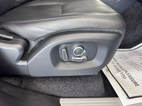 Used 2016 Land Rover Range Rover Supercharged image 14