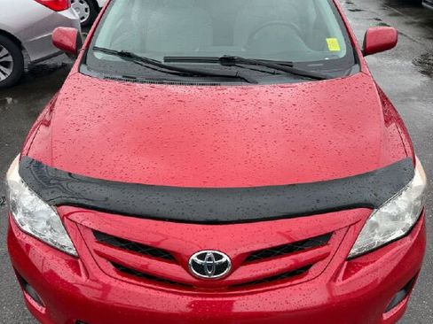 Used 2011 Toyota Corolla LE image 8