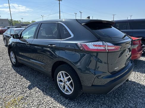 Used 2024 Ford Edge SEL w/ Convenience Package AWD/4WD image 3