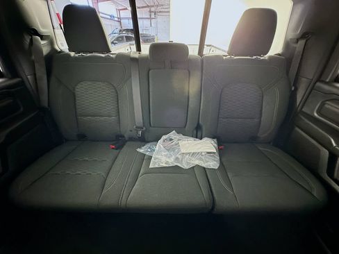 New 2026 RAM 1500 Express AWD/4WD image 10