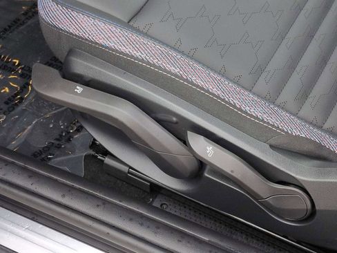 Used 2025 MINI Cooper S image 18