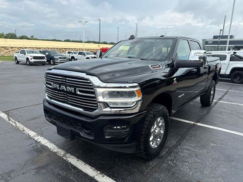 Used 2024 RAM 2500 Laramie w/ Safety Group AWD/4WD image 4