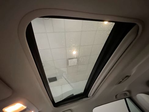 Used 2016 Subaru Outback 2.5i Premium image 22