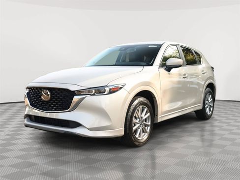 Used 2025 MAZDA CX-5 AWD 2.5 S w/ Preferred Package image 3