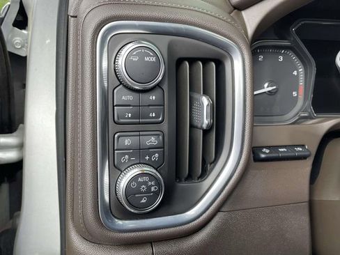 Used 2022 GMC Sierra 2500 Denali w/ Denali Ultimate Package AWD/4WD image 19