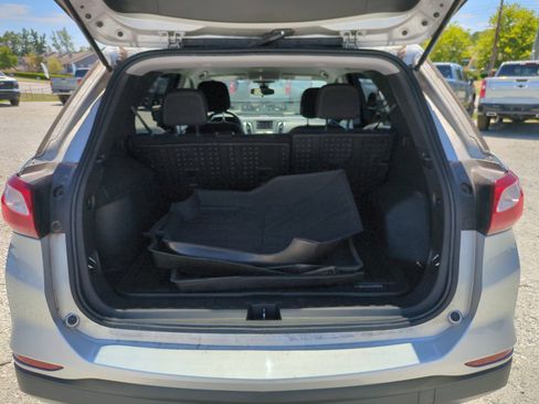 Used 2021 Chevrolet Equinox LS w/ LS Convenience Package FWD image 29
