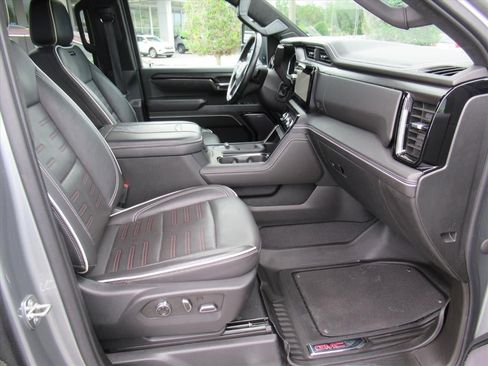 Used 2024 GMC Sierra 2500 AT4X AWD/4WD image 11