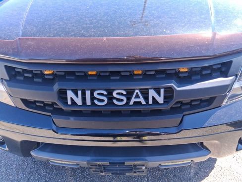 Used 2015 Nissan Frontier PRO-4X AWD/4WD image 10