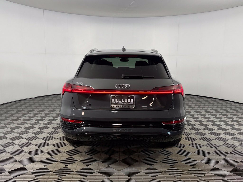 Used 2024 Audi Q8 e-tron Prestige w/ Prestige Package AWD/4WD image 6