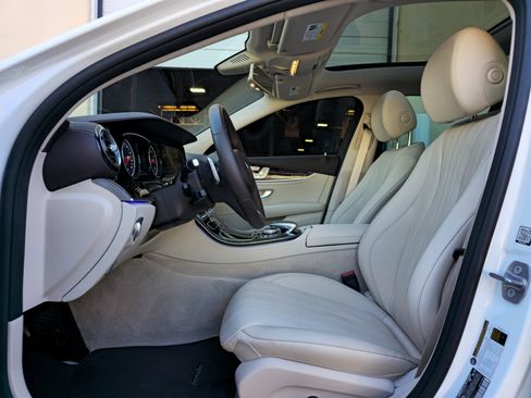 Used 2018 Mercedes-Benz E 400 4MATIC Wagon image 12