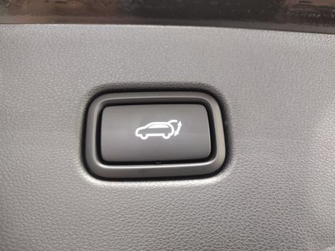 Certified 2025 Hyundai Tucson SEL AWD/4WD image 18