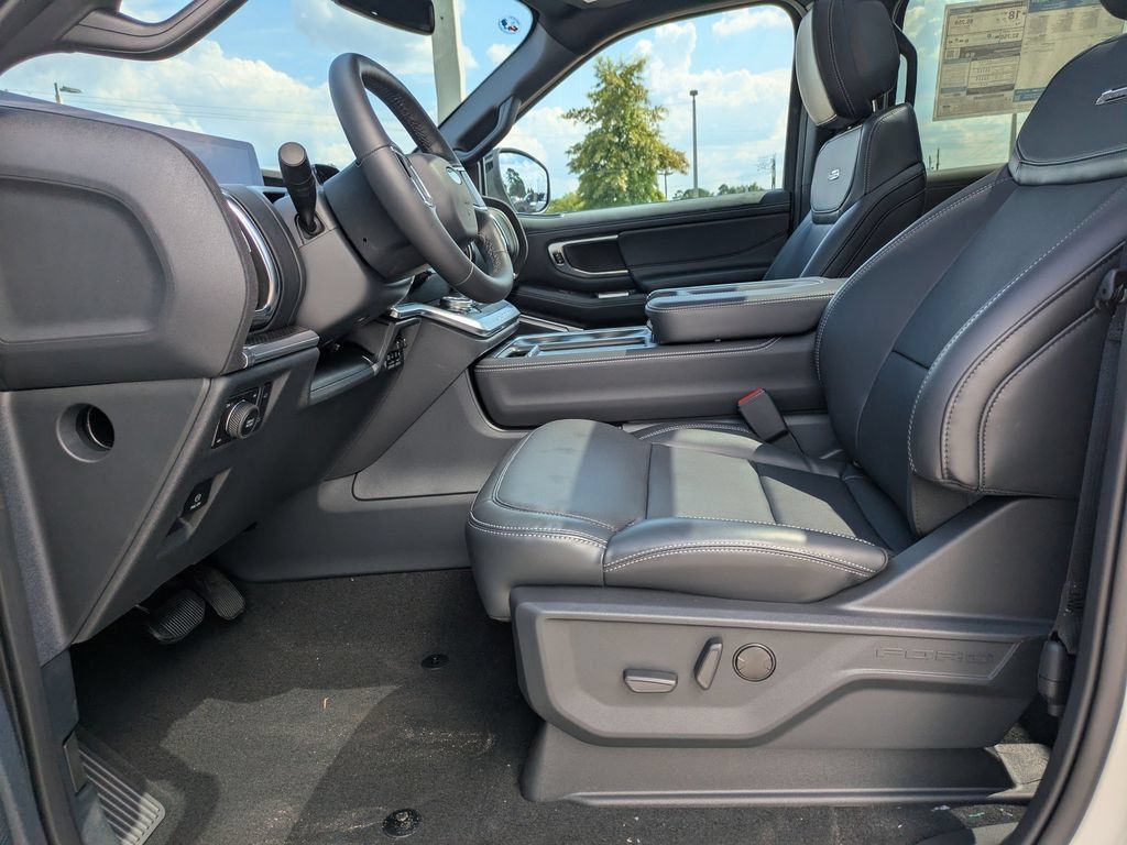 New 2026 Ford Expedition Platinum w/ Stealth Appearance Package AWD/4WD image 15