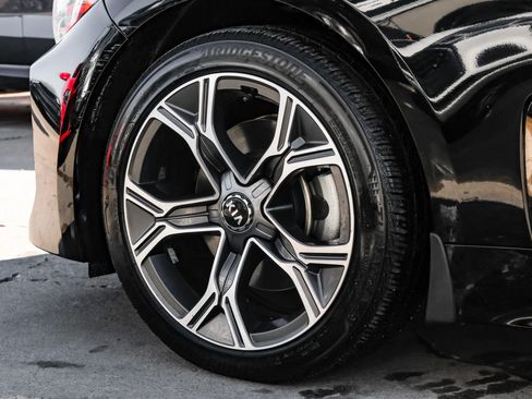 Used 2021 Kia Stinger GT-Line image 62