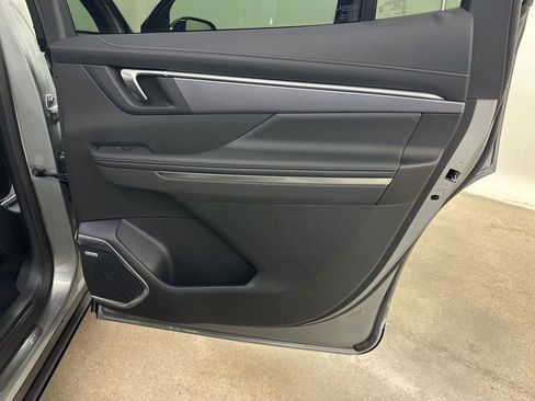 New 2026 Buick Enclave Sport Touring w/ Power Package image 21