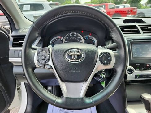 Used 2014 Toyota Camry SE w/ Fleet Convenience Package FWD image 32