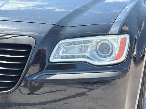 Used 2014 Chrysler 300 C AWD/4WD image 9