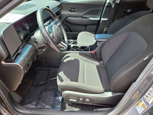 Used 2024 Hyundai Kona SEL FWD image 13