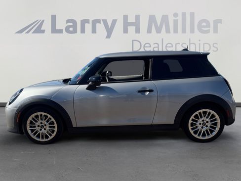 Used 2025 MINI Cooper S image 2