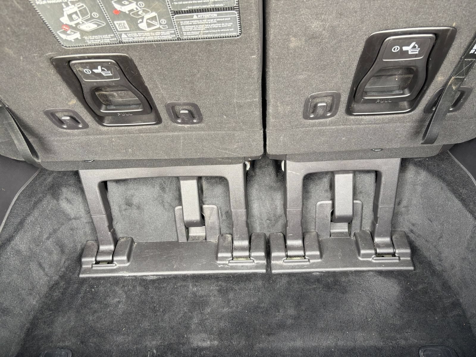 Used 2026 Kia Carnival FWD image 31
