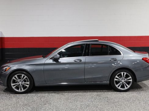 Used 2017 Mercedes-Benz C 300 4MATIC Sedan image 24