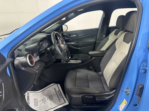 Used 2024 Chevrolet Trax RS w/ Driver Confidence Package FWD image 13