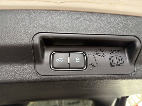 Used 2023 Ford Explorer ST w/ Equipment Group 401A AWD/4WD image 11