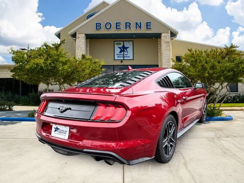 Used 2020 Ford Mustang Premium RWD image 5