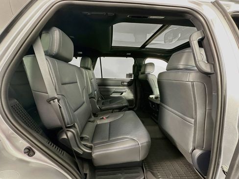 New 2026 Toyota Sequoia Platinum AWD/4WD image 29