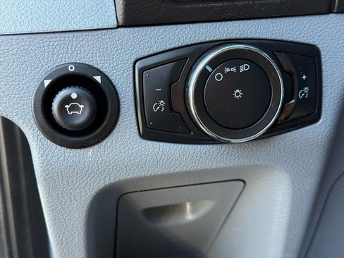 Used 2018 Ford Transit 250 148 Low Roof image 15