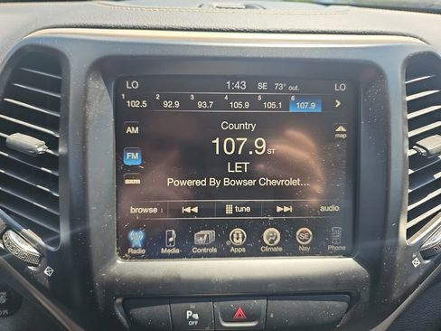 Certified 2017 Jeep Cherokee Limited AWD/4WD image 19