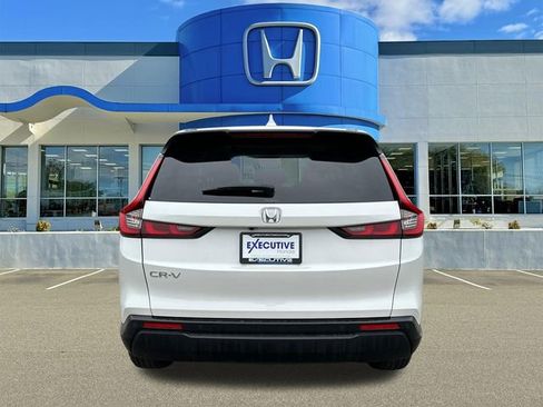 Used 2024 Honda CR-V EX-L image 3