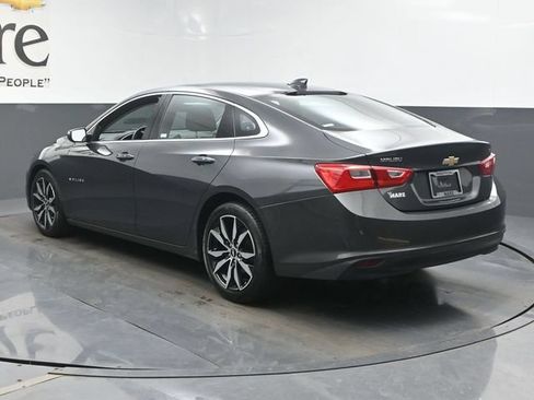 Used 2017 Chevrolet Malibu LT FWD image 35