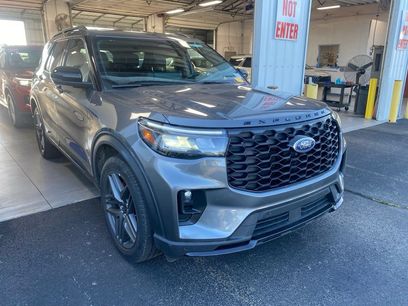 Used 2025 Ford Explorer ST-Line w/ ST-Line Street Pack